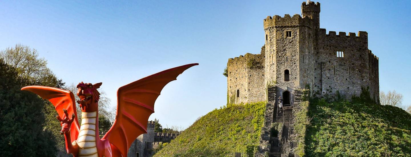 cardiff castle and dragon