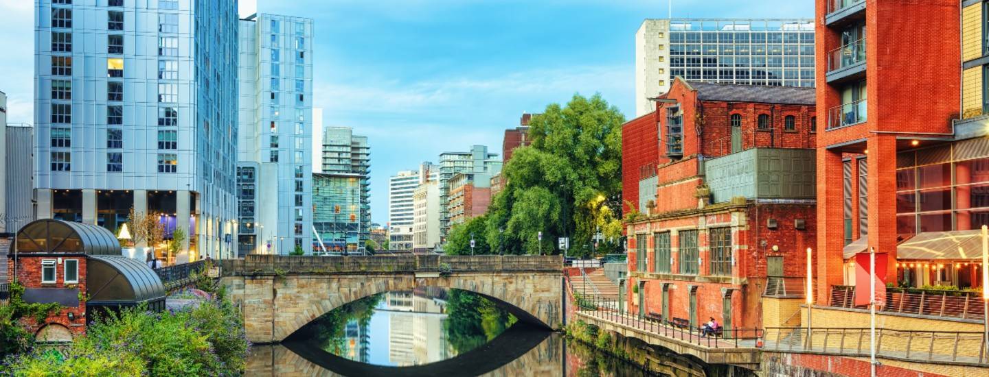 manchester city centre river irwell