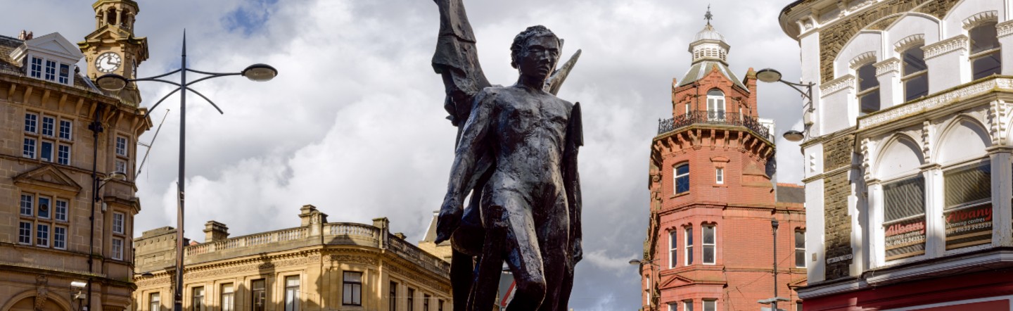 newport statue square