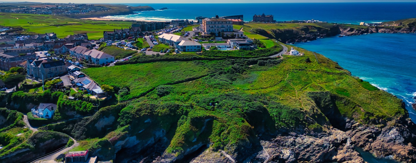 newquay coast green hills